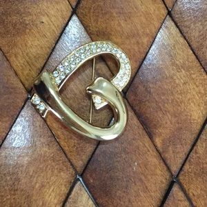 Brooch